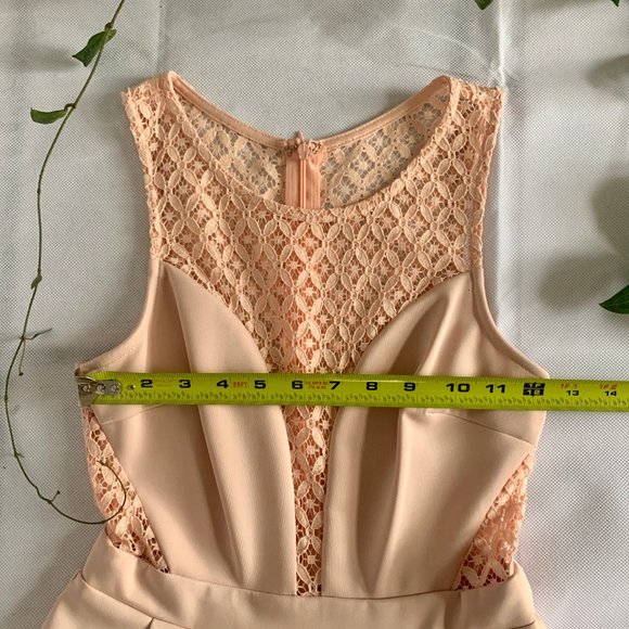 🔴 Dusty Pink Mini Embroidered Neckline Dress - Picture 7 of 9